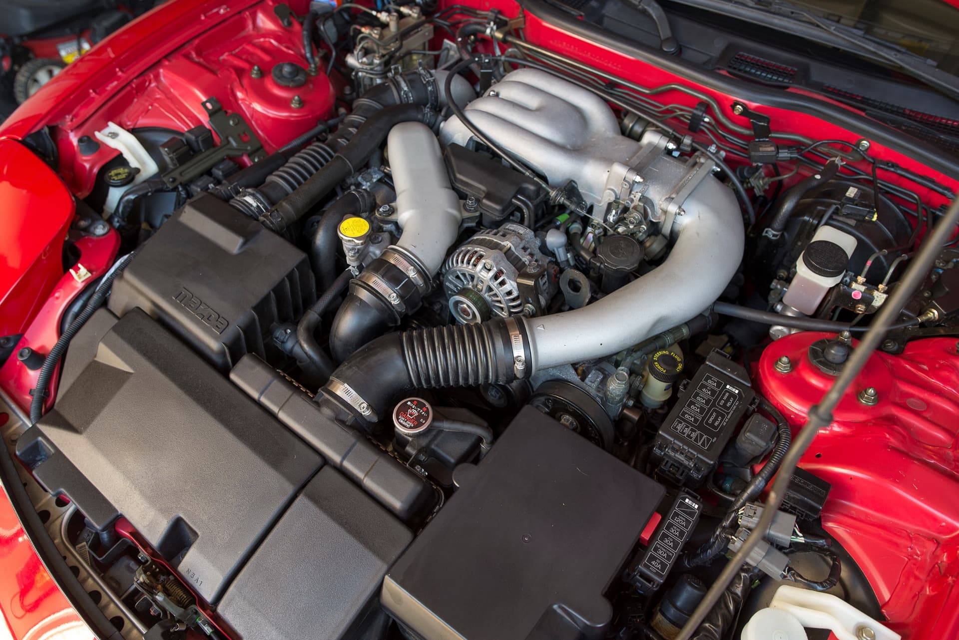 Mazda RX-7 FD : Une Icône Japonaise Incontournable